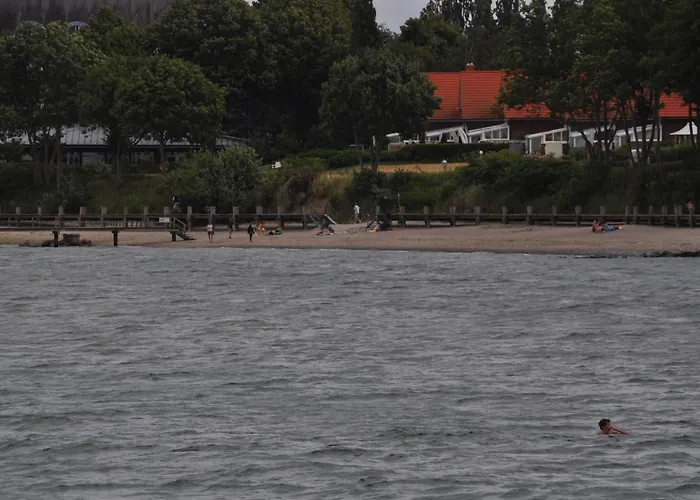 Ostseele - Tosi * Timmendorfer Strand